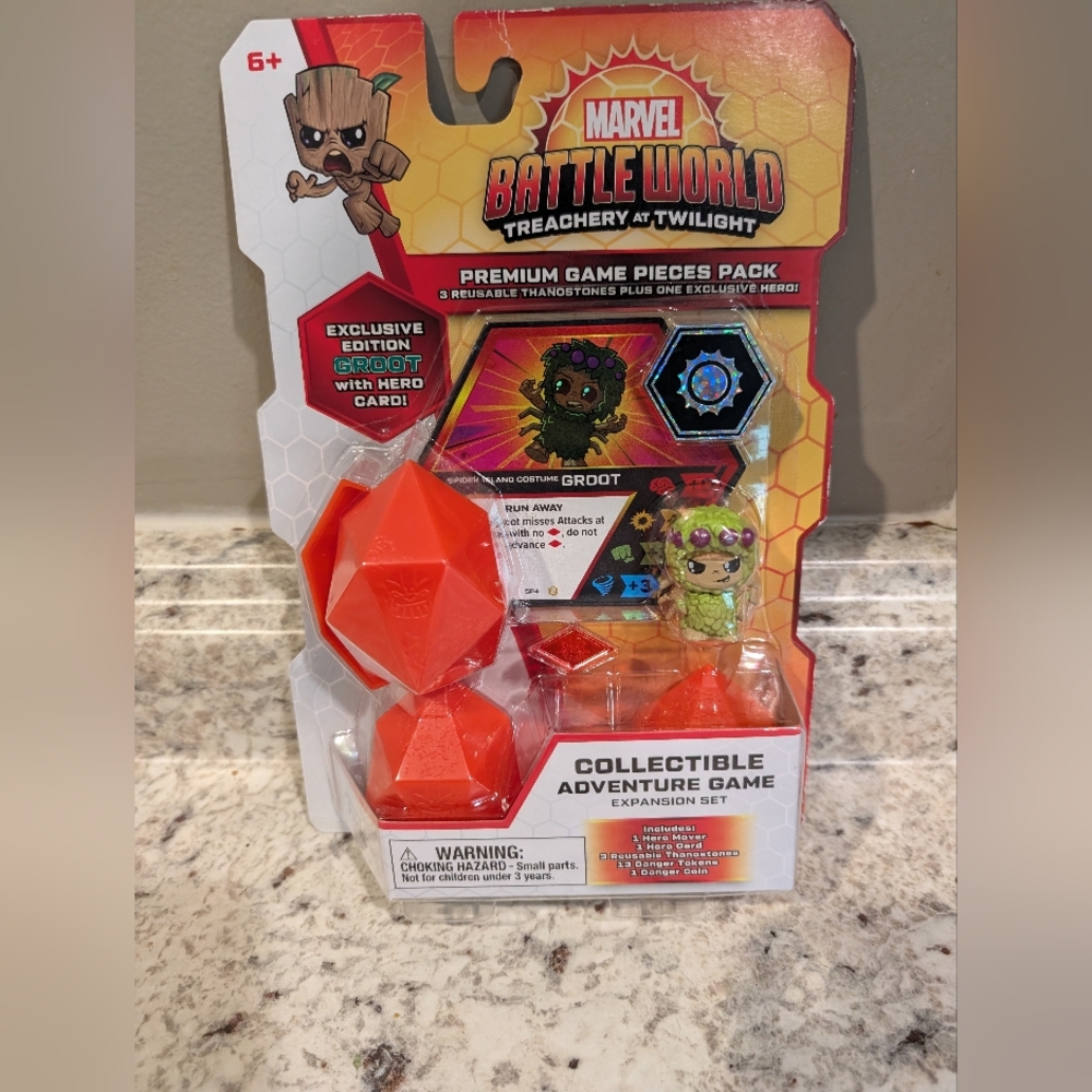 Marvel Battleworld: Treachery at Twilight Premium Pack Spider Island Groot FUNKO